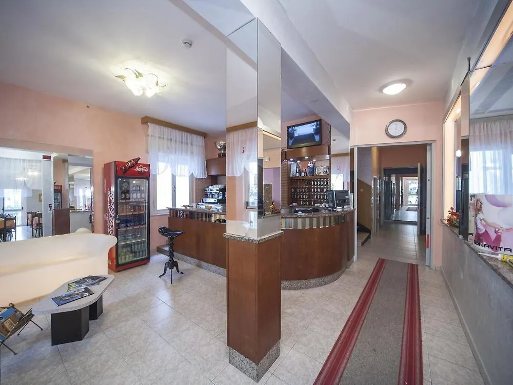 Hotel Alba Римини 3*,