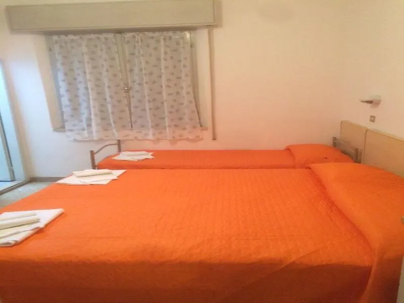Hotel Alba Rimini 3*,